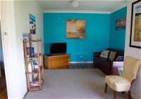 The Spotted Salmon Cottage - Taree Accommodation