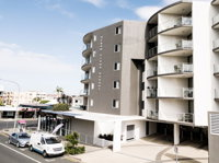 Ocean Views Resort - Southport Accommodation