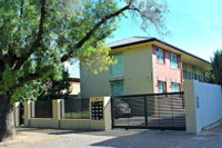 Adelaide DressCircle Apartments Childers Street - Maitland Accommodation