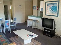 Broadbeach Central Holiday Units - Accommodation Port Macquarie