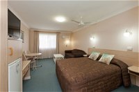 Abraham Lincoln Motel - QLD Tourism