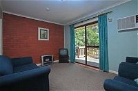 Kingsway Holiday flats  Gariwerd house. - Accommodation Tasmania