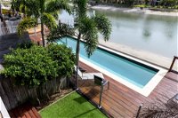 Saltwater Villas - Brisbane Tourism