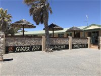 Shark Bay Seafront Apartments - Accommodation Airlie Beach