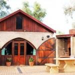 Outback Cellar  Country Cottage - Accommodation Australia