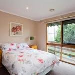 Geelong Holiday Home - Whitsundays Accommodation