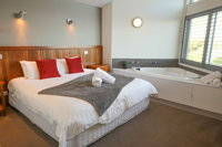 Tides Apartments - Accommodation Redcliffe
