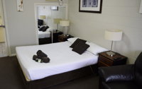 Rosebud Motel - Kingaroy Accommodation