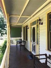 Charnwood Cottages - Surfers Gold Coast