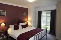 Hepburn Villas - Accommodation Gold Coast