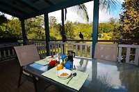 Montville Country Cabins - Geraldton Accommodation