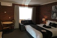 Melton Motor Inn  Apartments - Accommodation Mount Tamborine