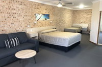 Cardiff Motor Inn - Australia Accommodation