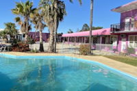 Paddle Steamer Motel - Palm Beach Accommodation