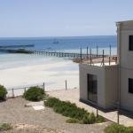 Cliff House Beachfront Villas - QLD Tourism