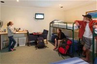 Adventure Backpackers Port Lincoln - WA Accommodation