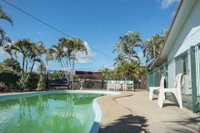 Bluff Palms Motel - QLD Tourism