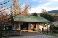 Edelweiss Cottage BB - Melbourne Tourism