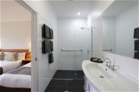 Cadman Motor Inn  Apartments - Accommodation Cooktown