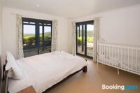 Pearl River Houses - Accommodation Noosa