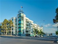 Waterfront By Gold Star Stays - Tweed Heads Accommodation