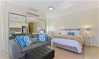 Sutton Beach Apartments - Melbourne Tourism