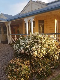 Grovely House Bed  Breakfast - QLD Tourism