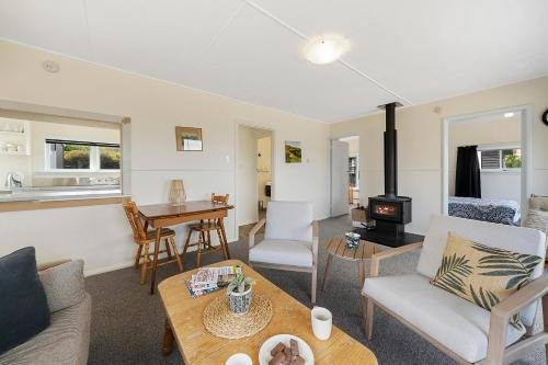 The Green Trout Paraparaumu Beach Holiday Home