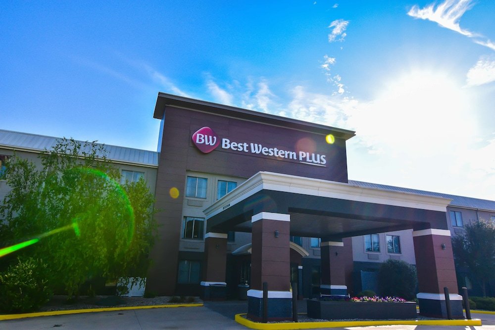 Best Western Plus Lafayette Hotel University Area - Accommodation Florida