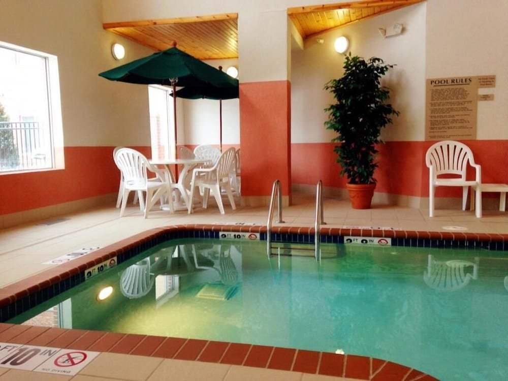 Grandstay Residential Suites Hotel - Sheboygan - Accommodation Los Angeles