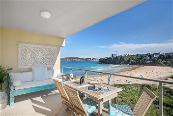 Beachfront Bliss with Accommodation NSW