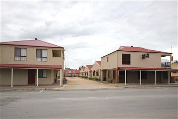 Port Vincent Motel & Apartments with SA Accommodation