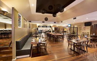 Blackburn Hotel - Restaurant Gold Coast