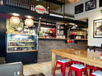 Mamma Lina's Bar Cafe - Restaurant Gold Coast