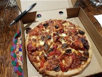 Avo Pizza - SA Accommodation