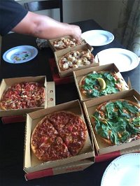 Hole in One Pizza  Pasta - Tweed Heads Accommodation