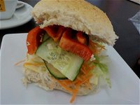 Longbeach Hot Bread  Cake Shop - Pubs Perth