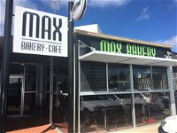 Max Bakery  Cafe