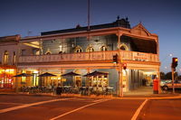 The Golden City Hotel - Accommodation Brisbane