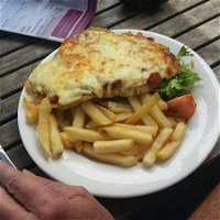 Brownz Courtyard Cafe - Accommodation Search
