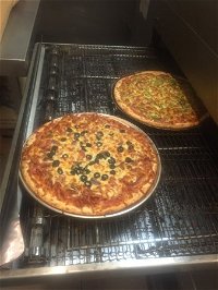 Mama Boys Pizza - Accommodation ACT