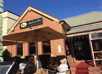 Sandros Cafe and Restaurant Bar - Accommodation Redcliffe