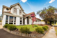 Eltham Hotel - Accommodation Brisbane