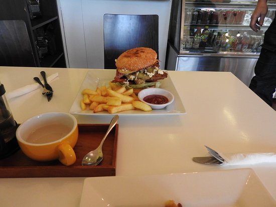 Brya's Cafe - New South Wales Tourism 