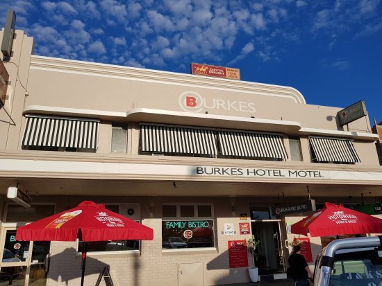 Burkes Bistro and Bar - Australia Accommodation