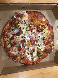 Lazy Joe's Pizzeria - Carnarvon Accommodation
