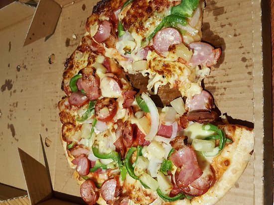 Ric's Pizza Bar - Northern Rivers Accommodation