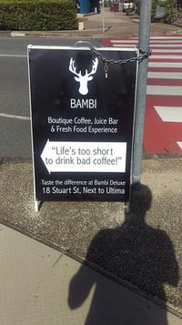 Bambi Deluxe - Schoolies Week Accommodation