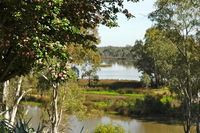 Lake Moodemere Estate - Accommodation Broken Hill