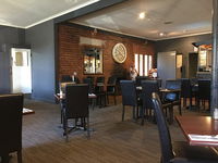 The Darnum Hotel Pub - Accommodation Airlie Beach